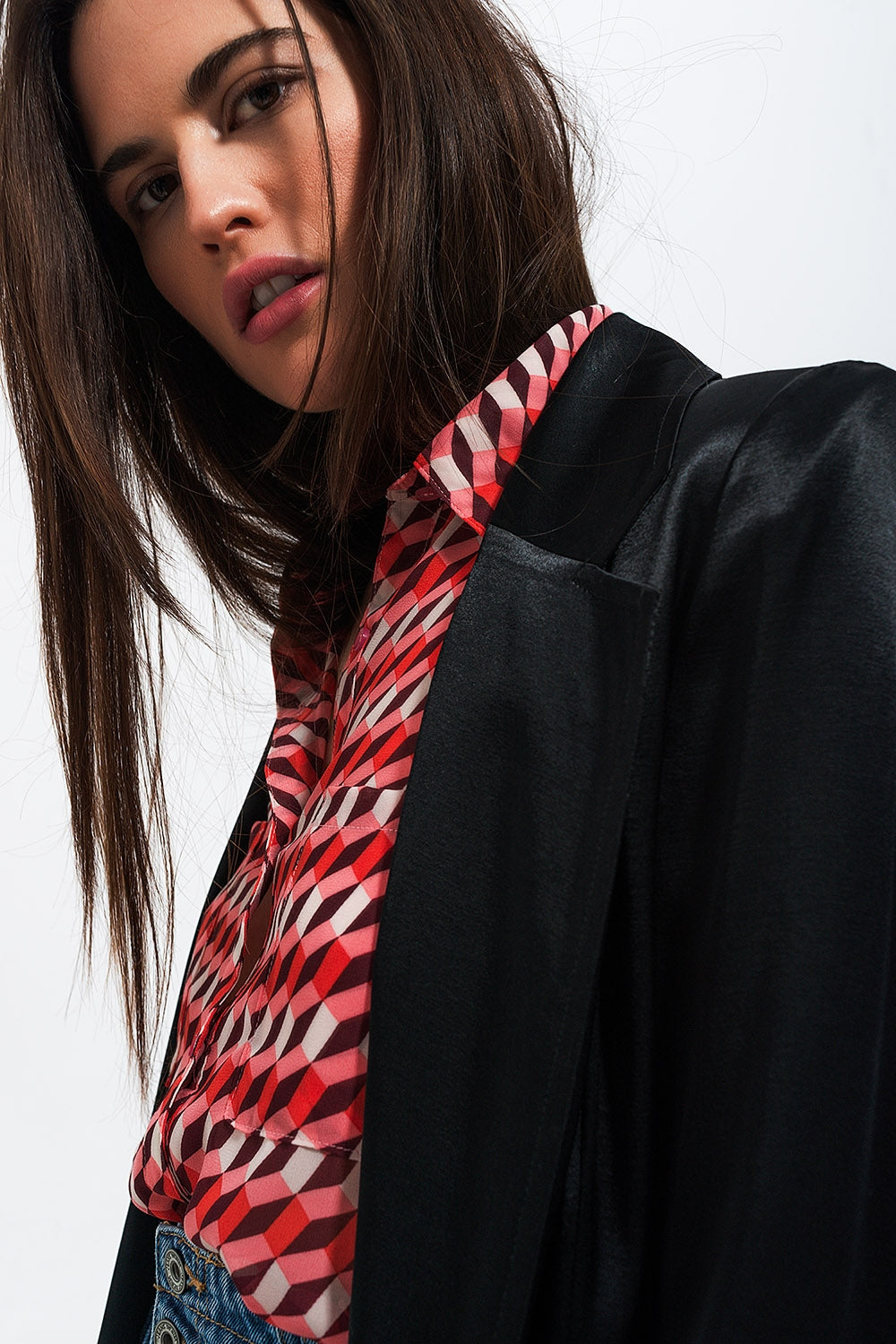 Americana en negro de raso Q2