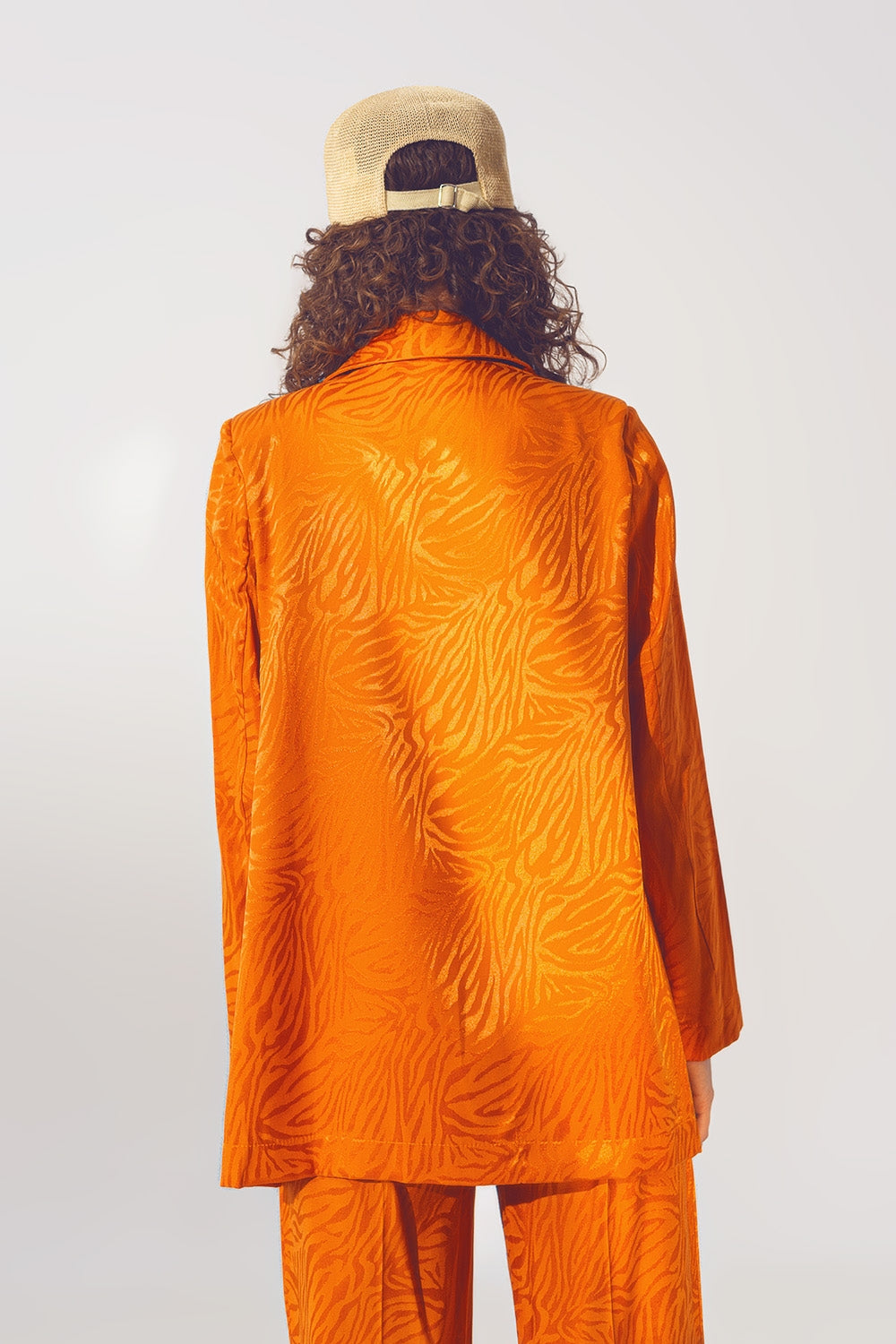 Blazer oversize con estampado de cebra en naranja Q2