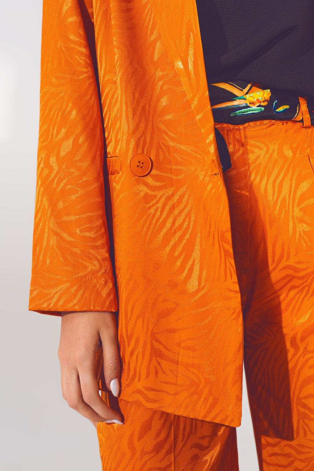 Blazer oversize con estampado de cebra en naranja Q2