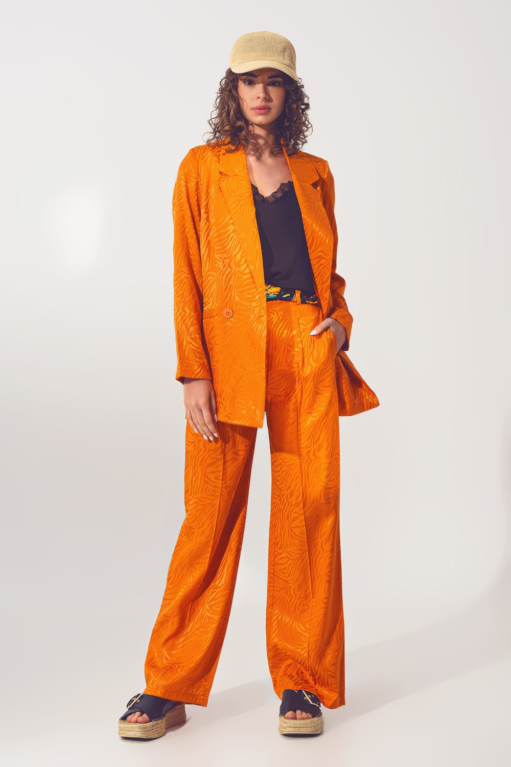 Blazer oversize con estampado de cebra en naranja Q2