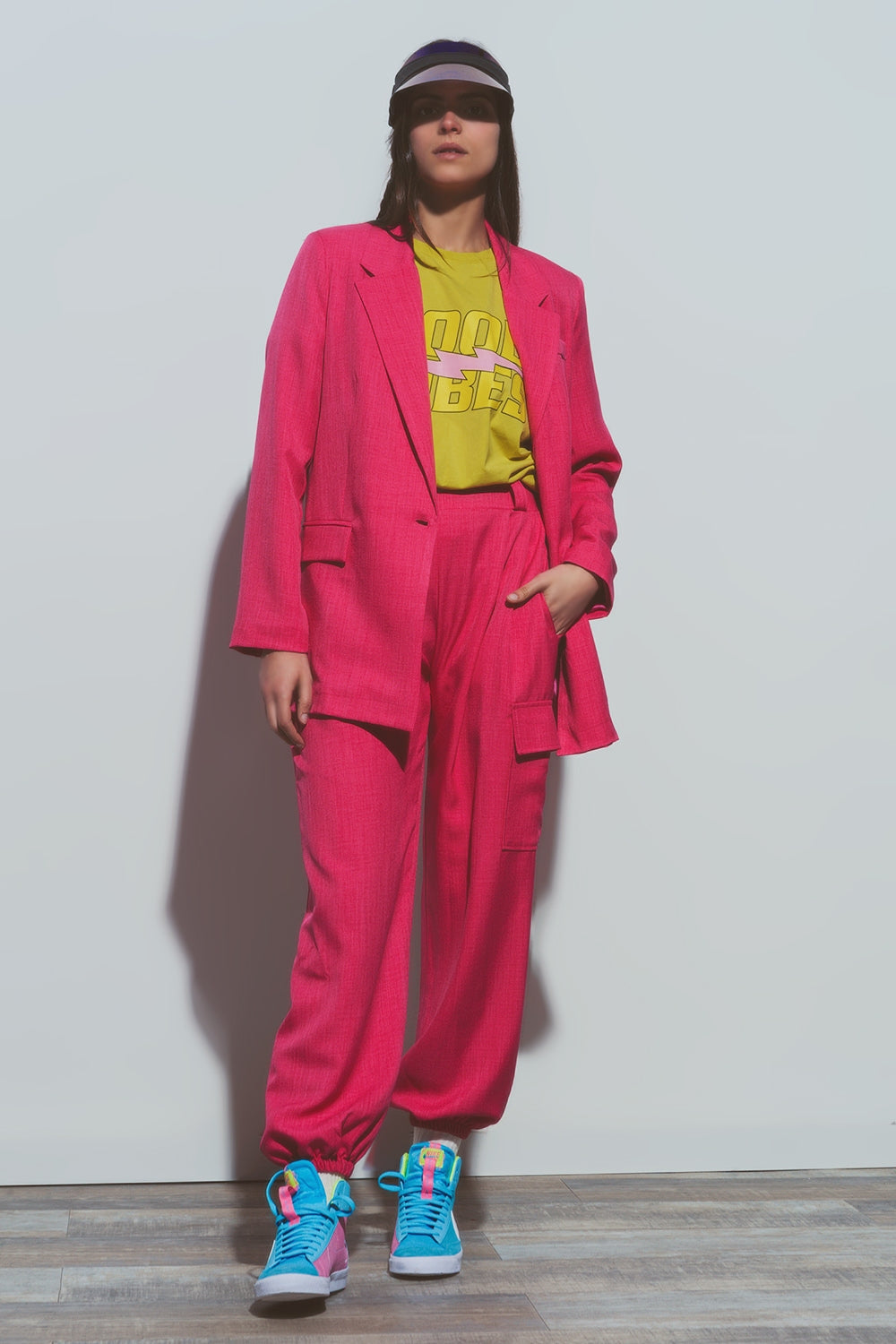 Blazer oversize texturizado en rosa Q2