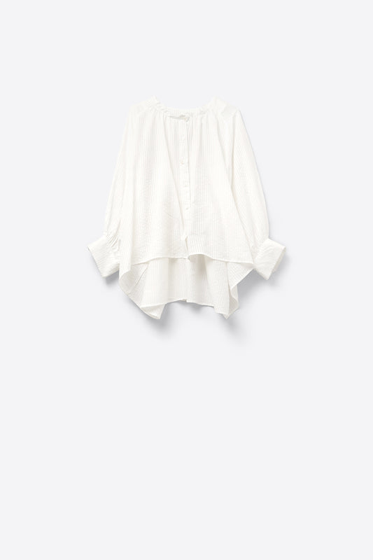 Q2 Blusa a rayas con mangas abullonadas en blanco