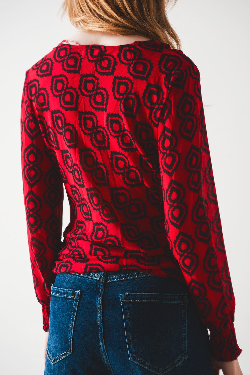 Blusa fucsia con mangas fruncidas Q2