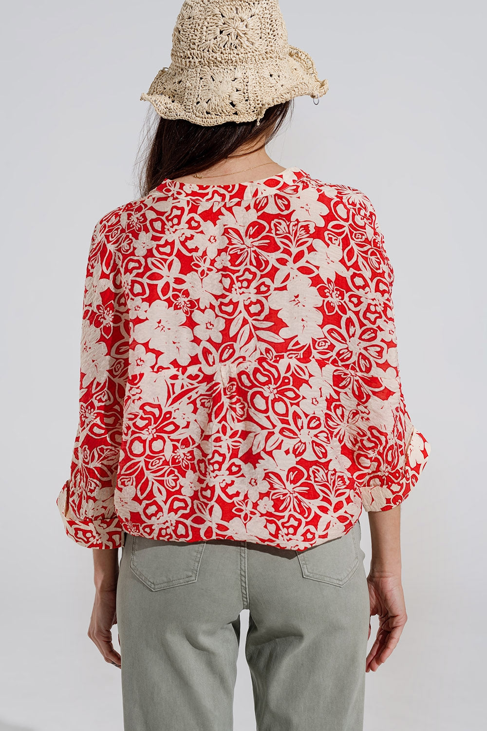 Blusa relajada roja con estampado floral y mangas de campana Q2