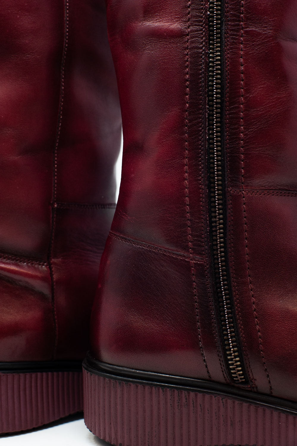 Botas con cremallera gruesos en granate Q2