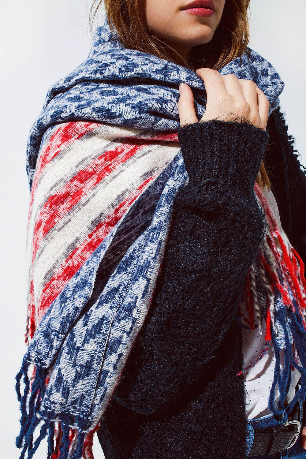 Bufanda americana estilo Houndstooth en blanco rojo y azul Q2