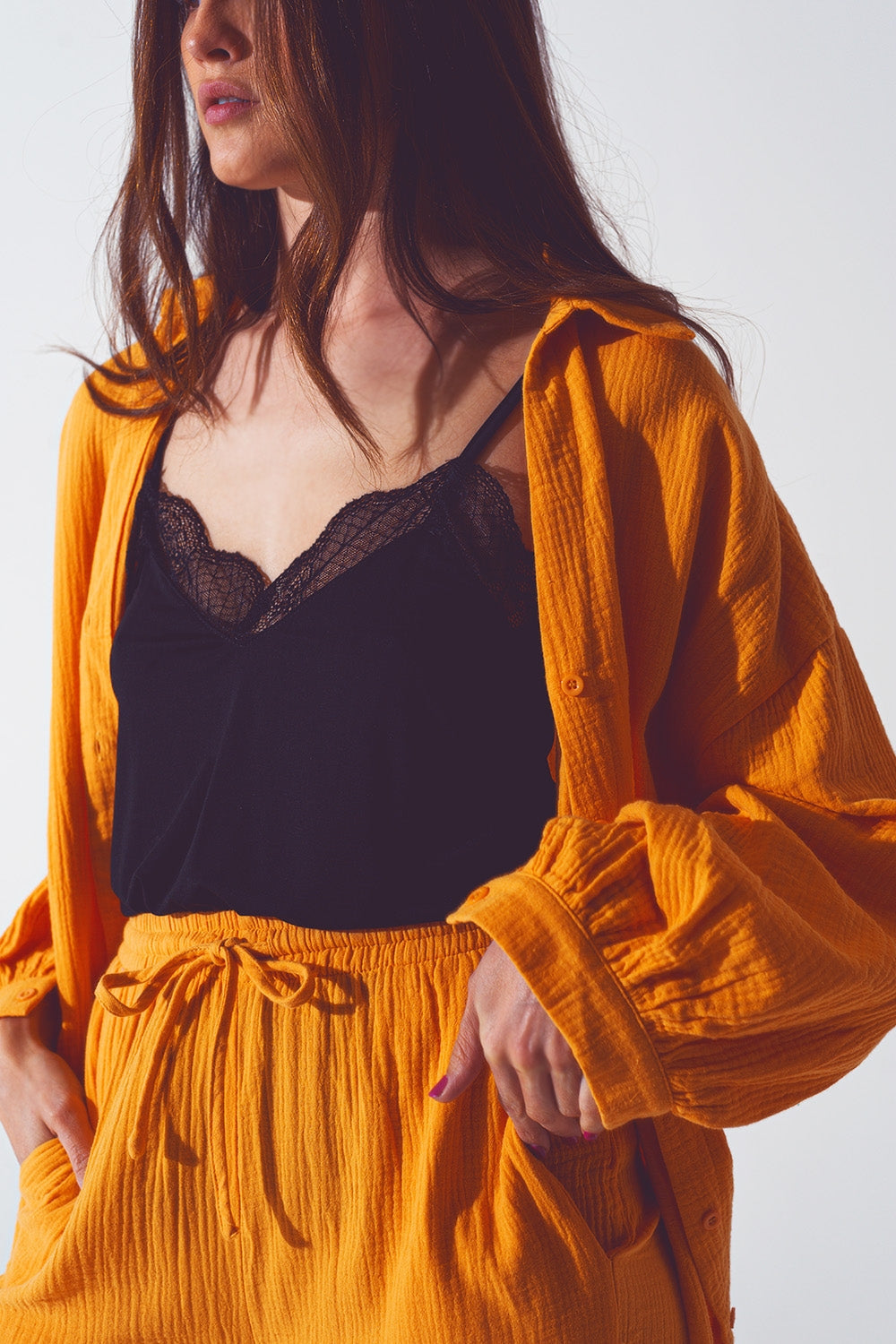 Camisa holgada con textura en naranja Q2
