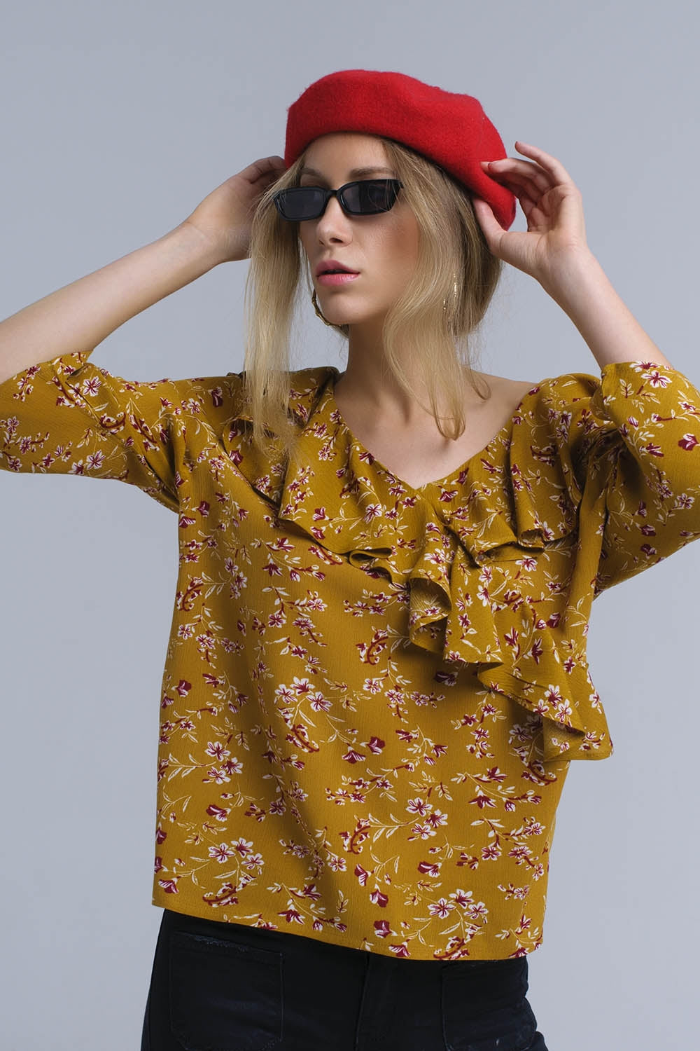 Camisa mostaza con volantes cruzados Q2