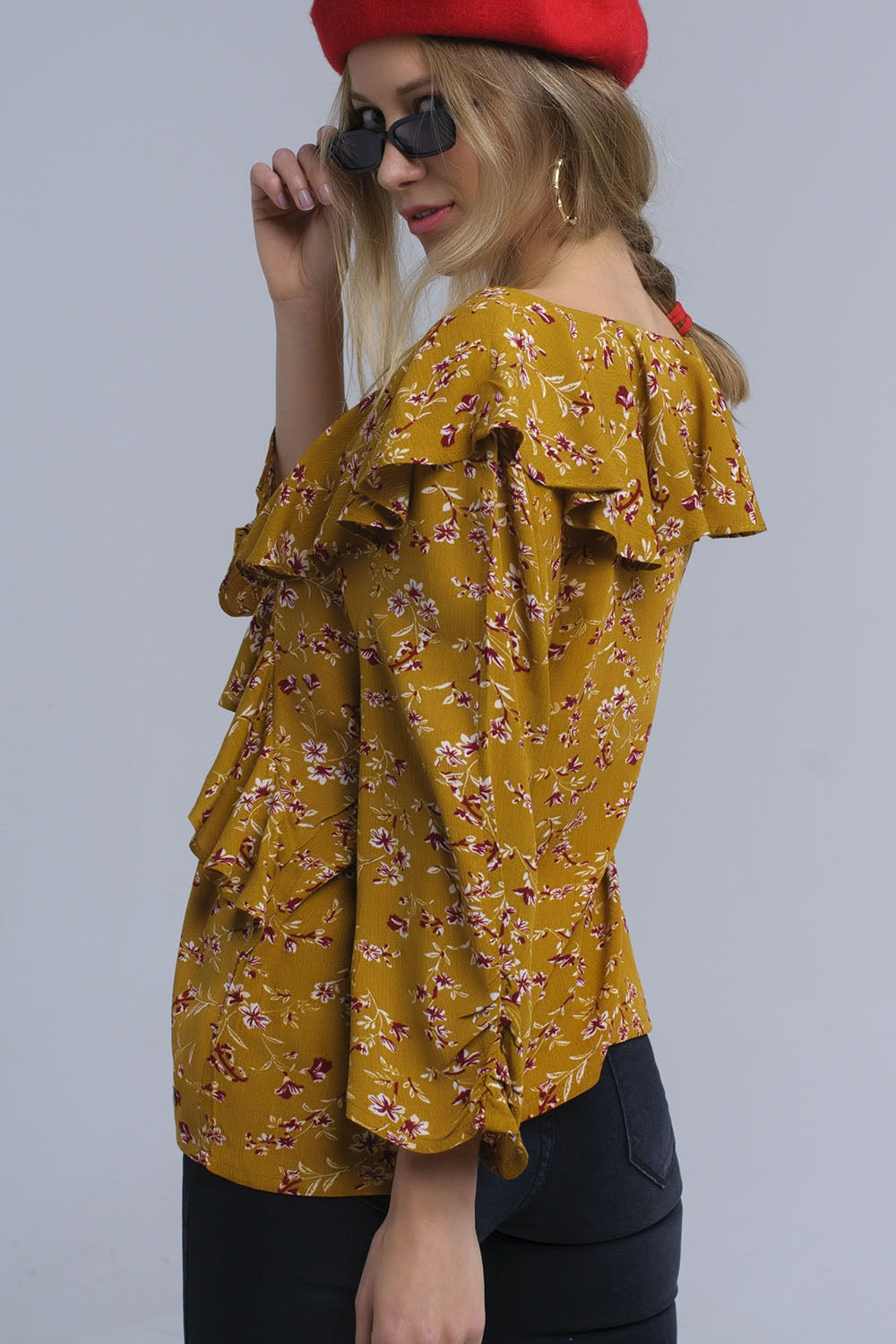 Camisa mostaza con volantes cruzados Q2