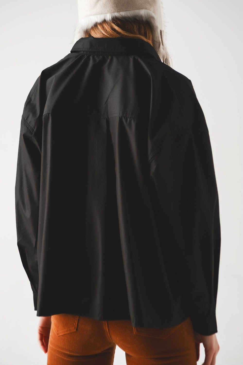 Camisa oversize en mezcla de algodón negra Q2