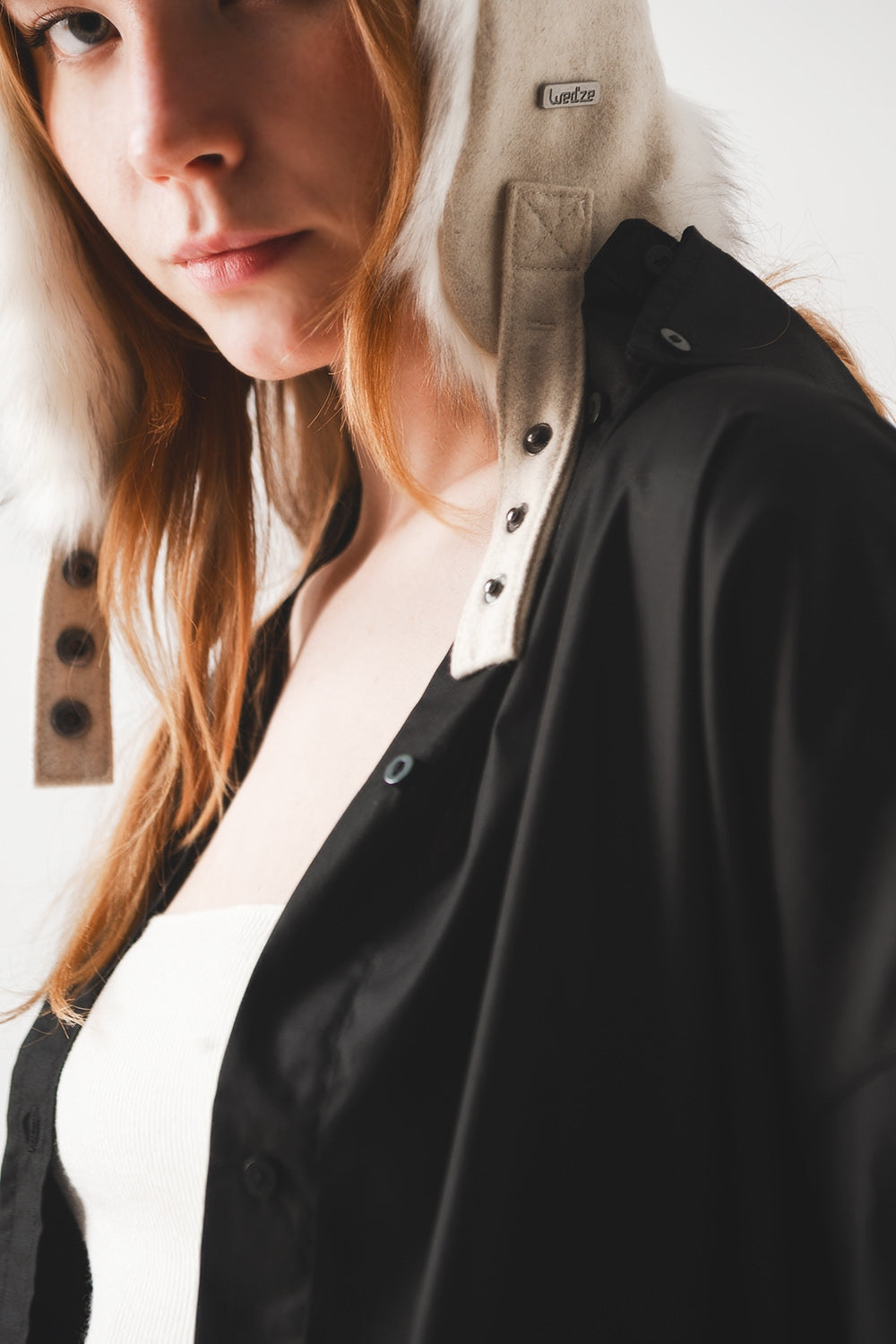 Camisa oversize en mezcla de algodón negra Q2