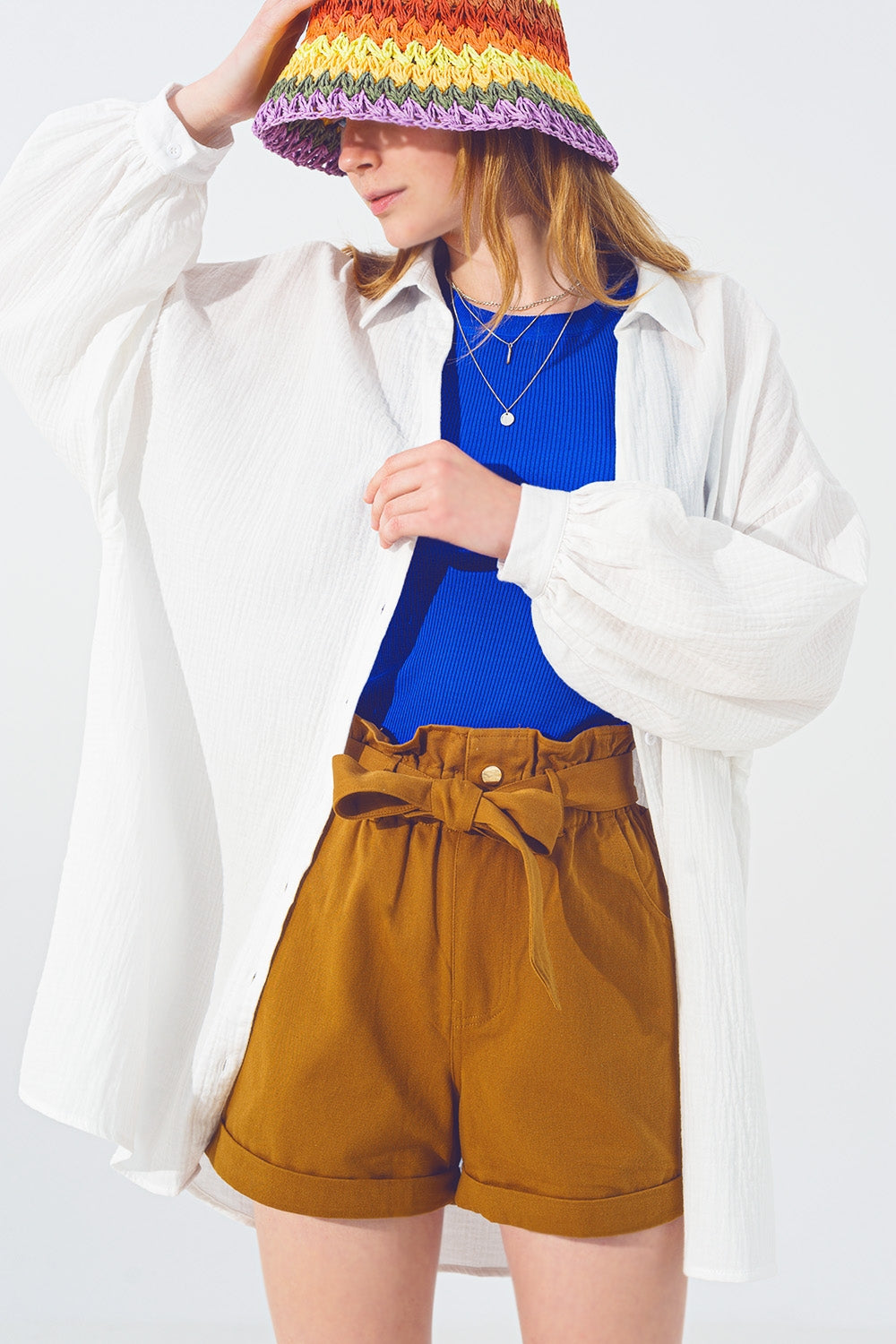 Q2 Camisa Suelta Texturizada en Blanco