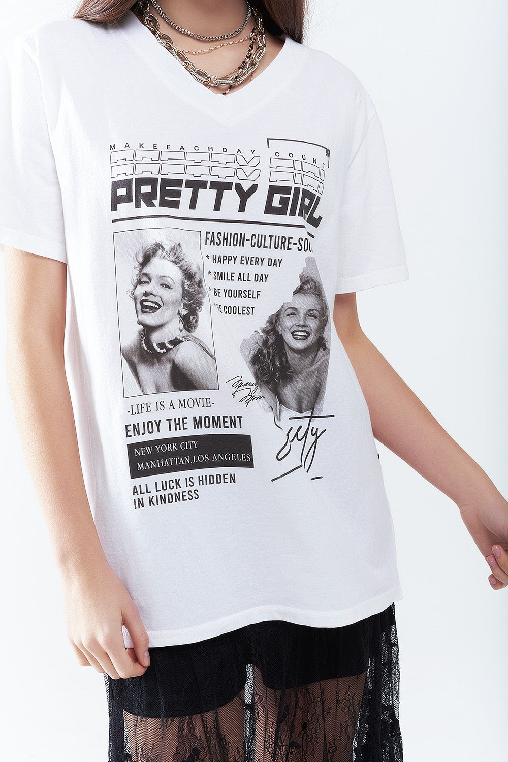 Camiseta Blanca Relajada de Marilyn Monroe Con Iconos de la Cultura Pop Q2