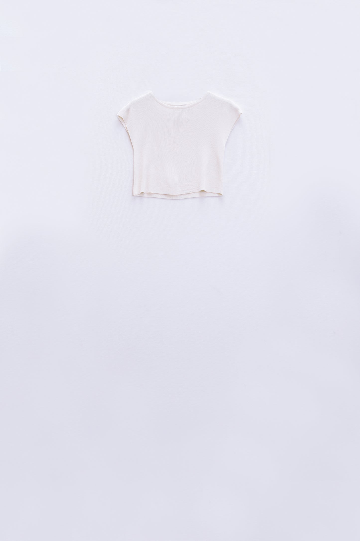 Q2 Camiseta de punto con mangas cortas en blanco