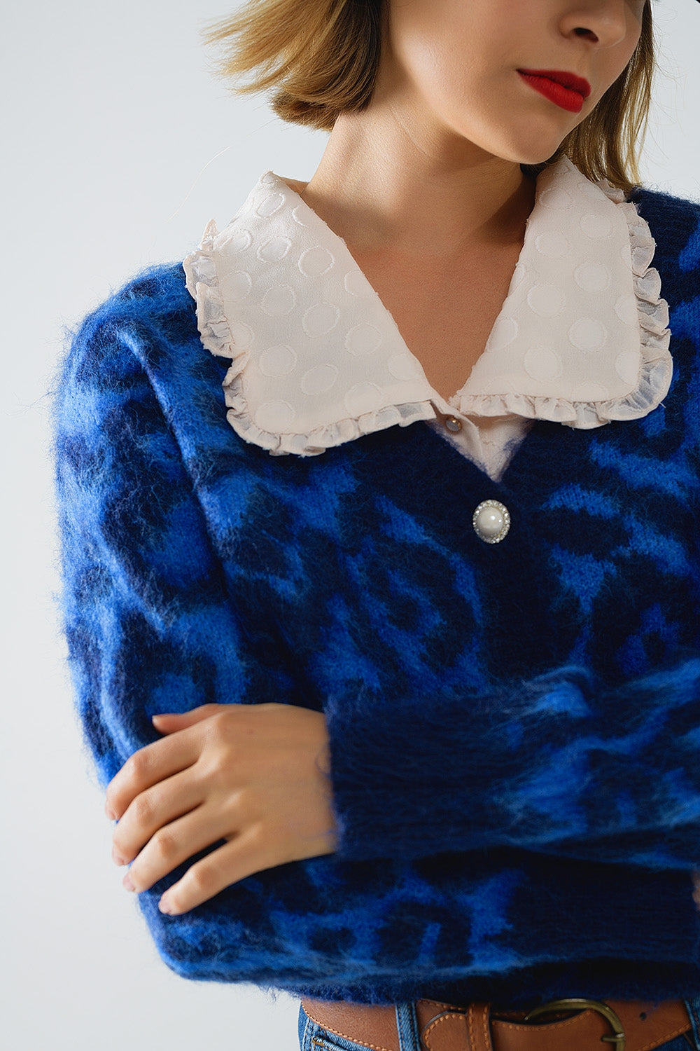 cárdigan azul con estampado de leopardo de punto con lana Q2