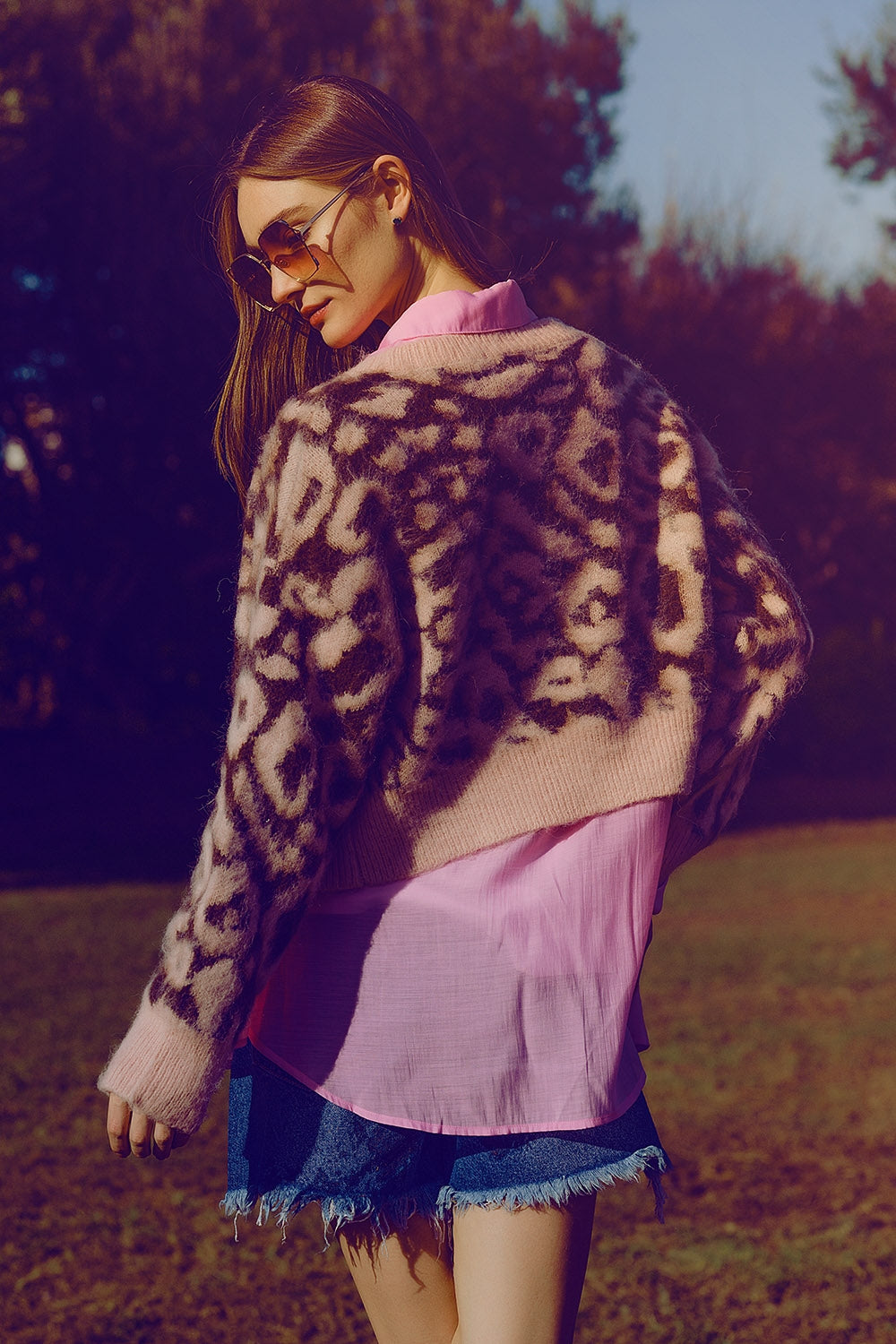 cárdigan con estampado de leopardo y lana en rosa Q2