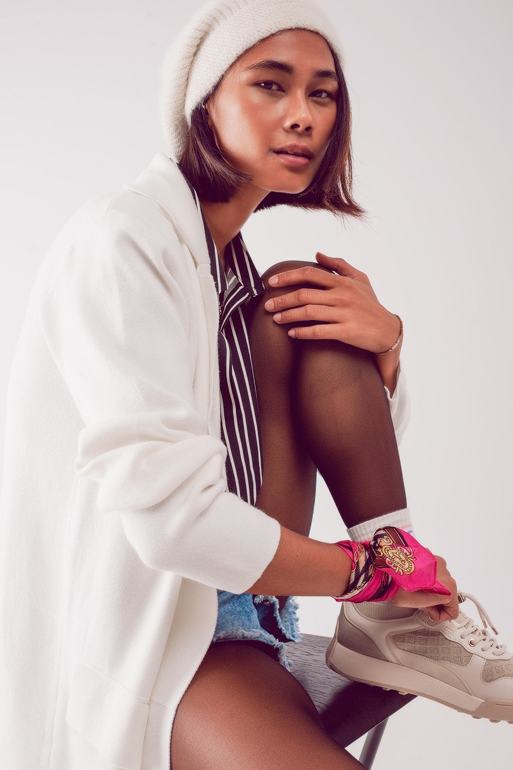 Cardigan extra grande en crudo con solapas Q2