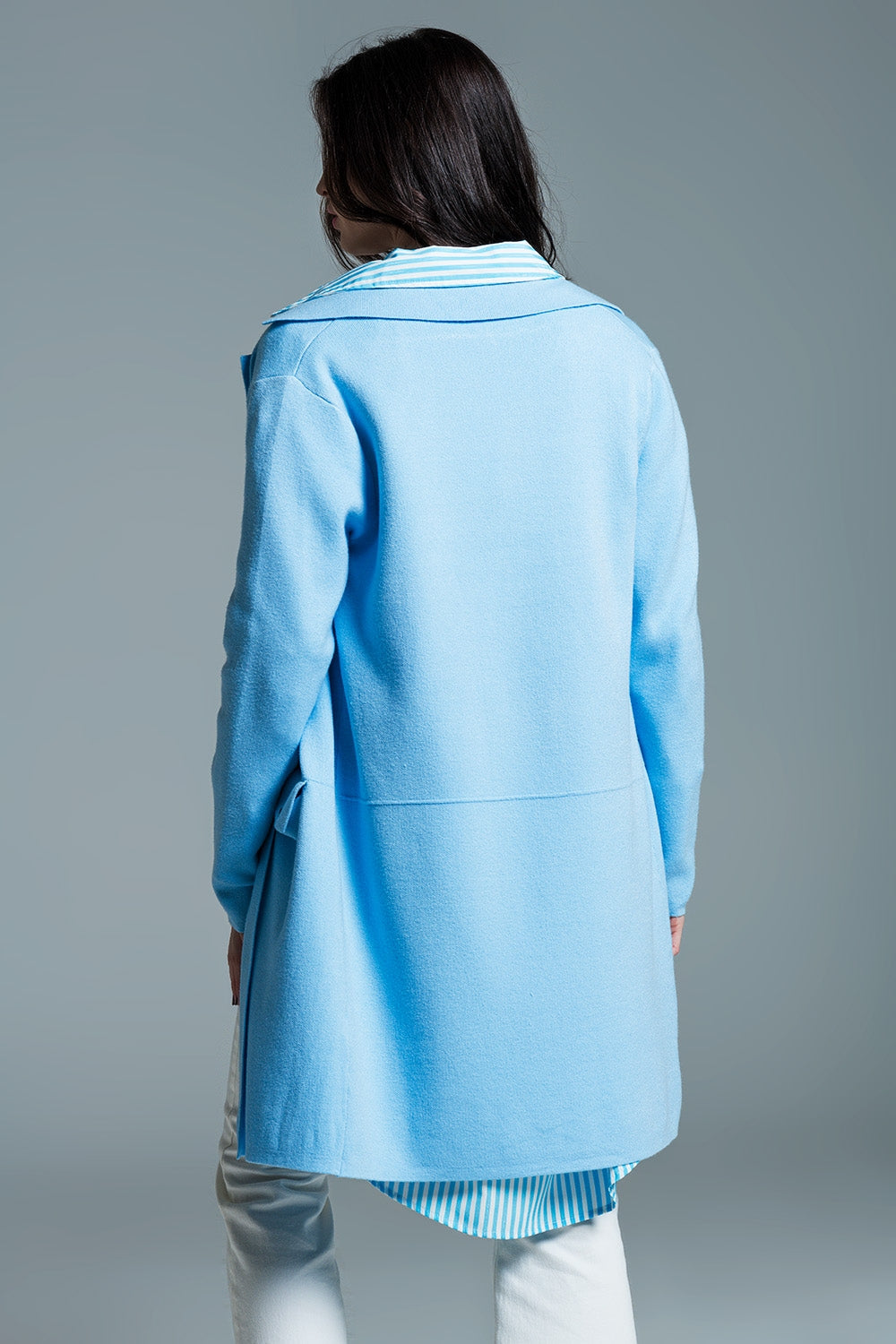 Cárdigan maxi de cuello oversize en azul bebé Q2