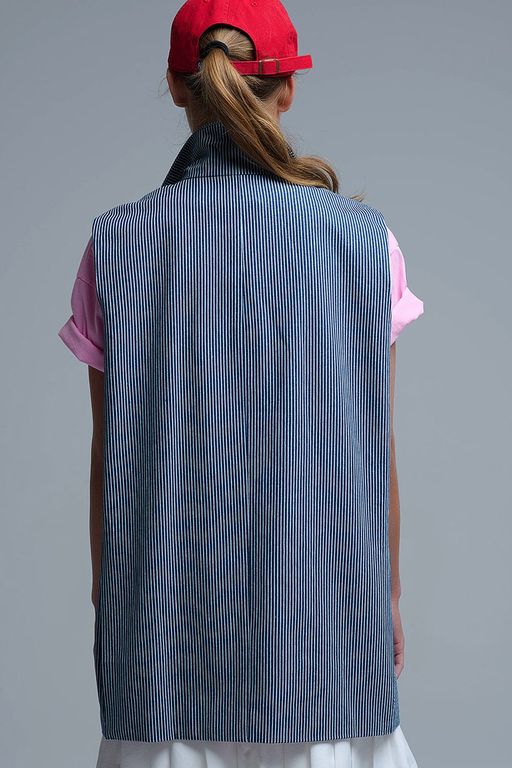 Chaleco largo de rayas azul y blanco con cuello chal Q2