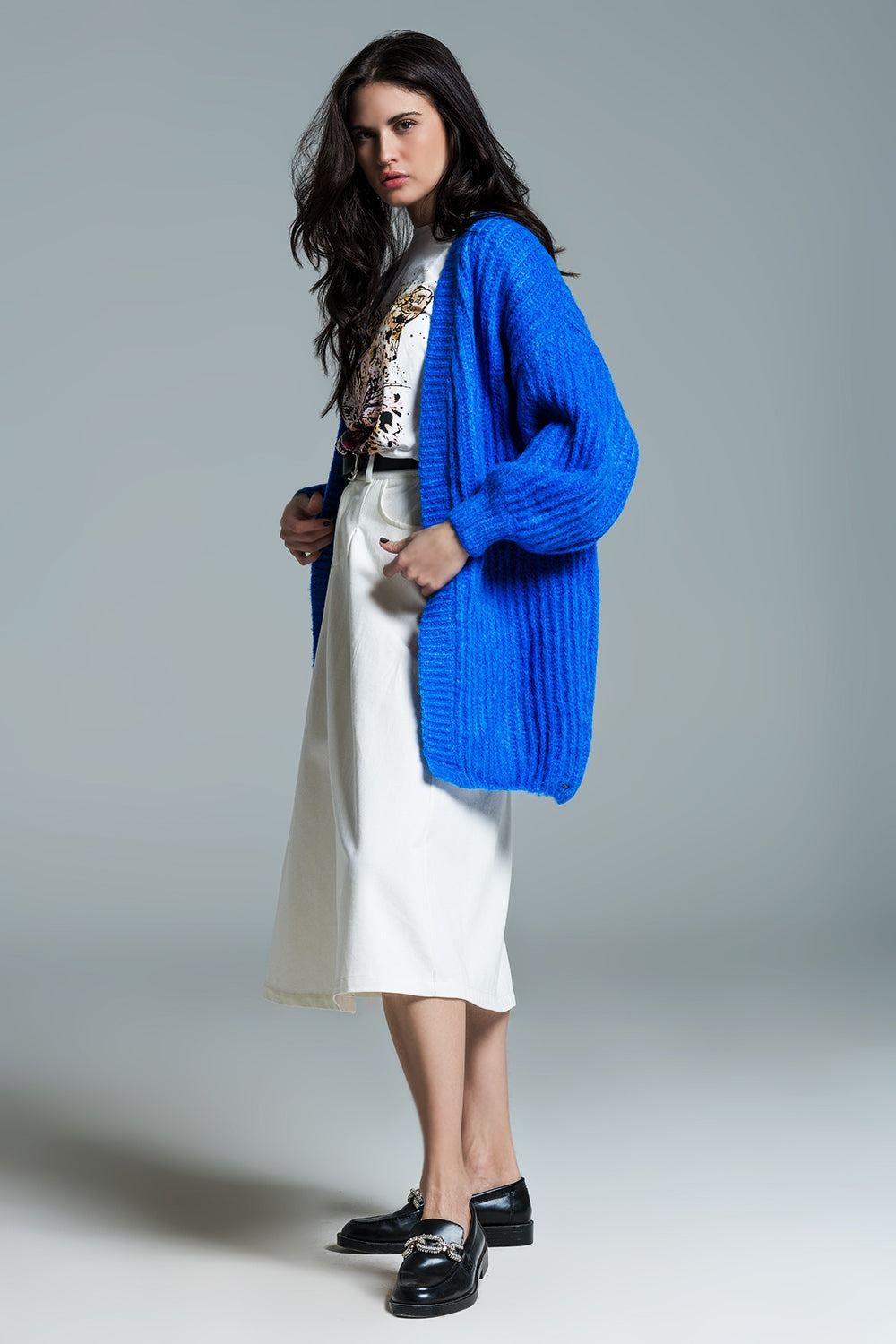 Chaqueta de punto grueso con manga 3/4 en azul real Q2