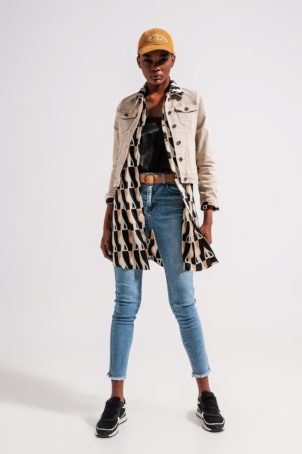Chaqueta vaquera beige de corte slim Q2