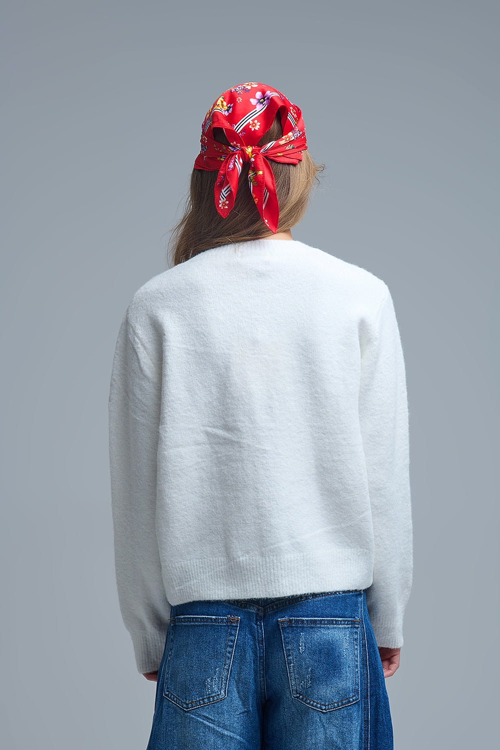 Encantador cárdigan blanco con botones de corazón Q2