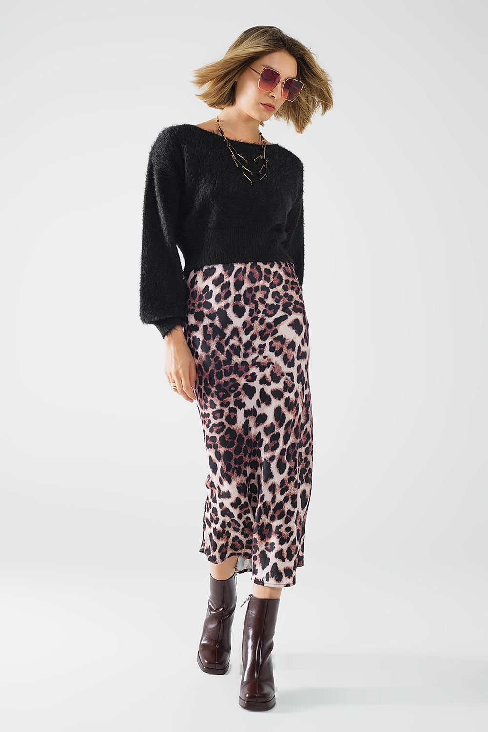 Falda midi acampanada con estampado de leopardo Q2