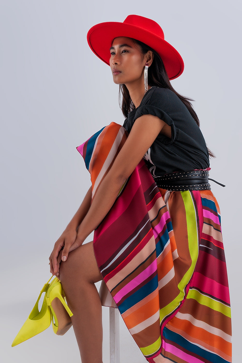 Q2 Falda midi fucsia con cinturilla elástica
