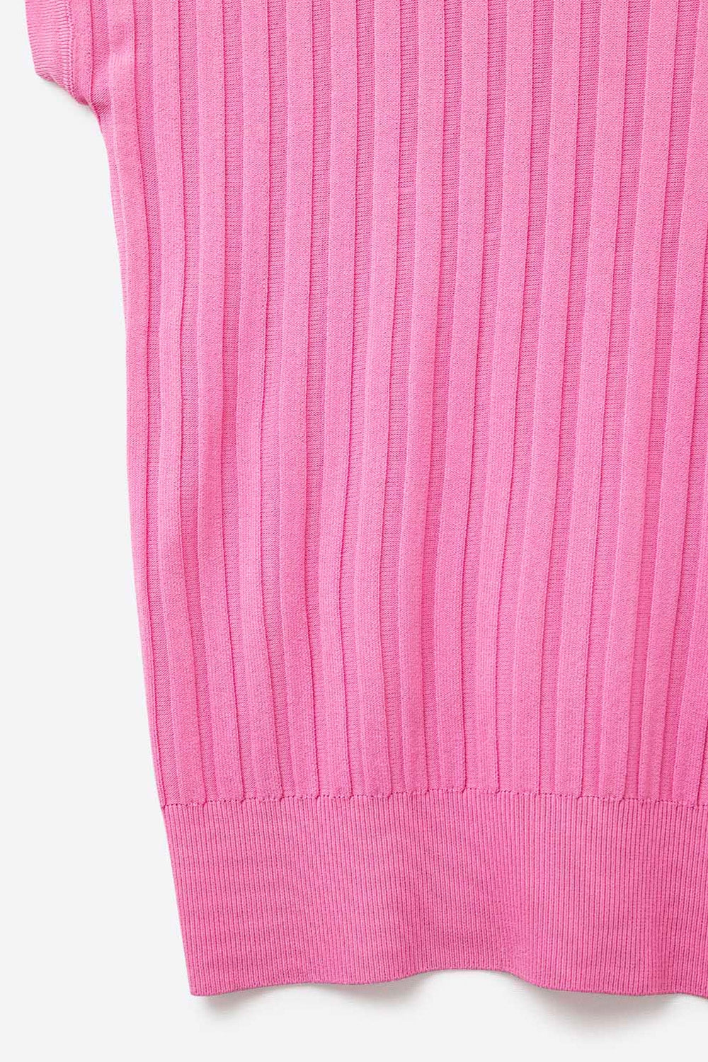 Fucshia Suéter de punto de canalé fino con cuello barco Q2
