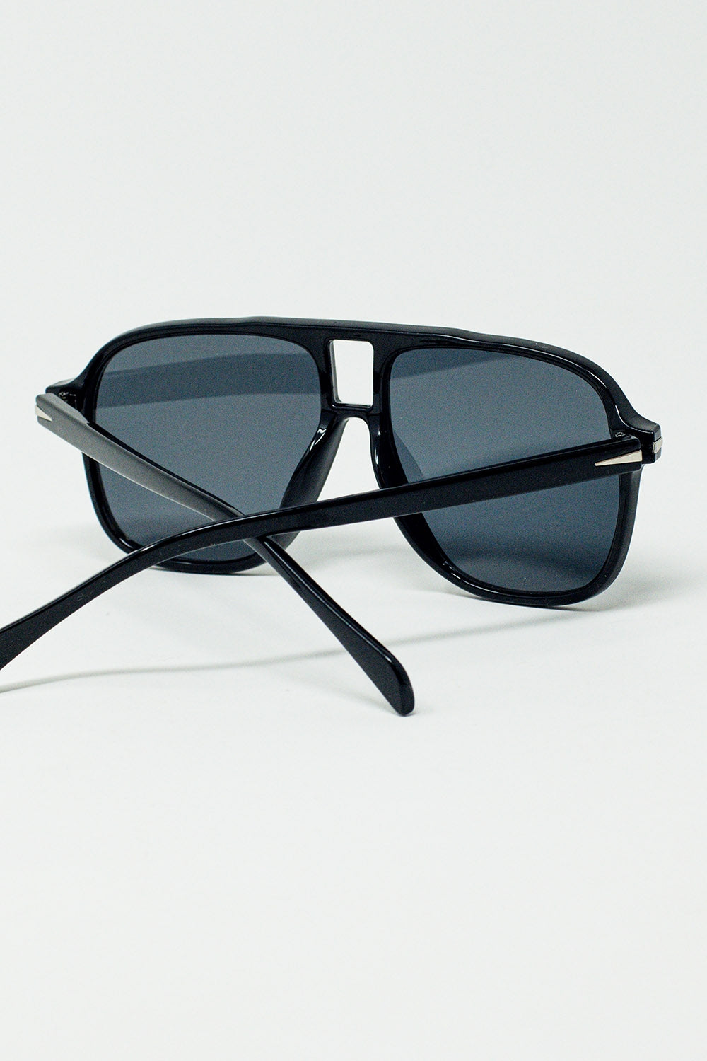 Gafas de Aviador Ovaladas con Lente Negra Ahumada en Negro Q2
