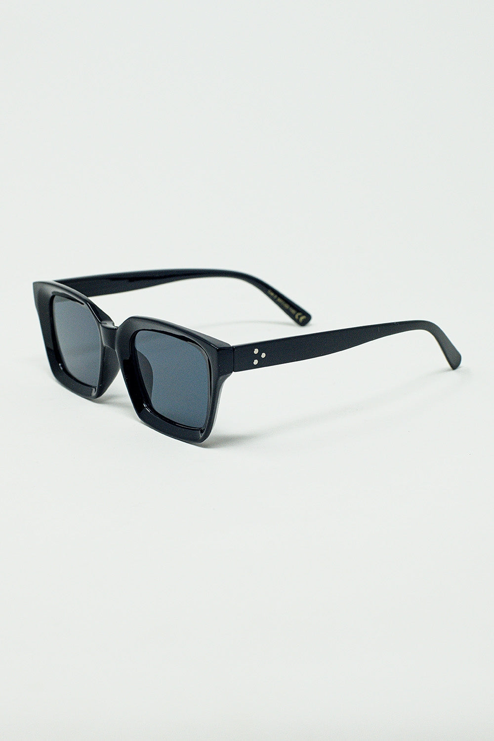 Gafas de sol con montura cuadrada gruesa y estilo retro Q2