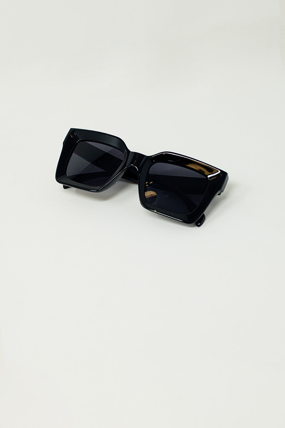 Gafas de sol cuadradas de los 90 en negro Q2