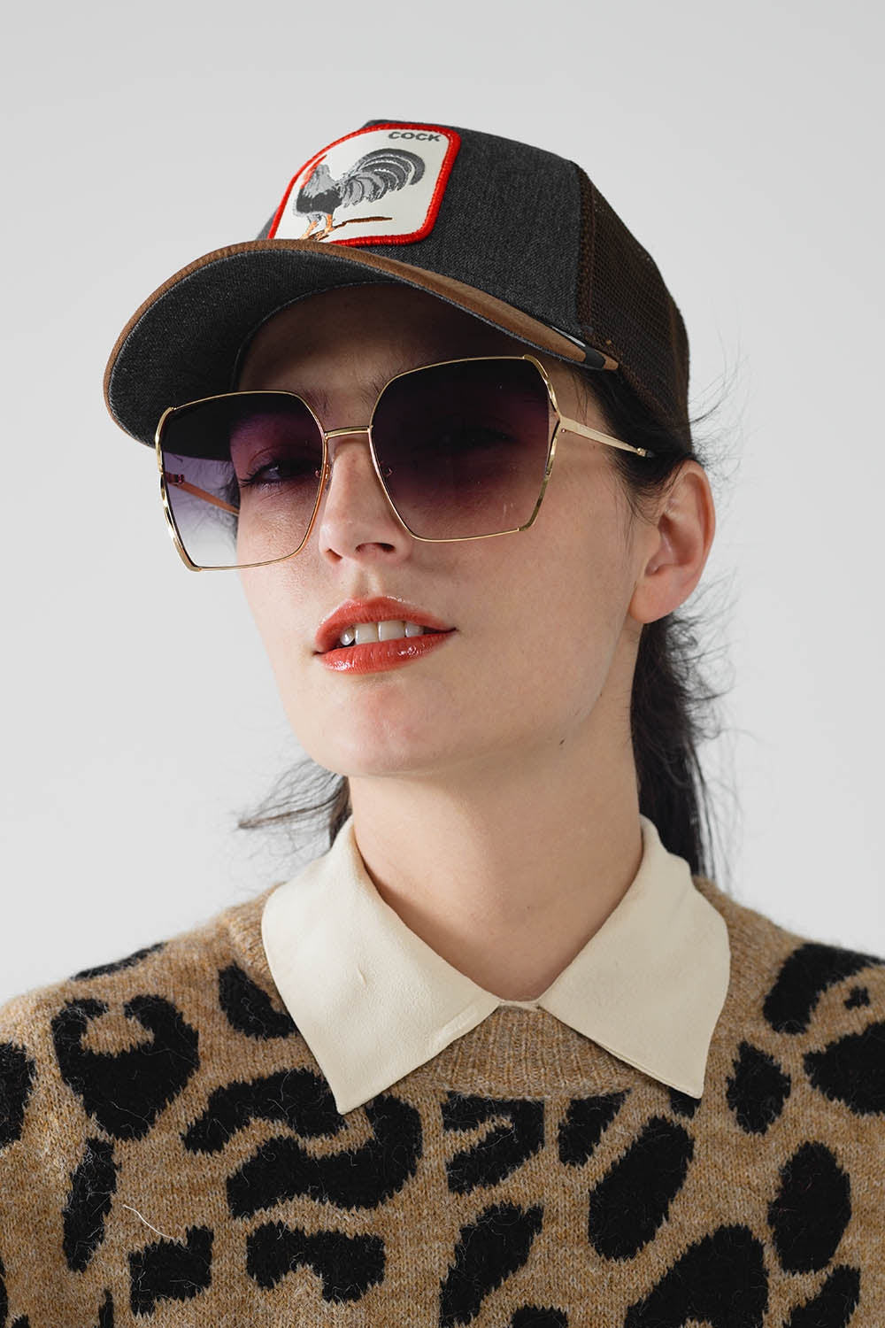 Gafas de sol cuadradas oversize de metal con lentes degradadas negras Q2