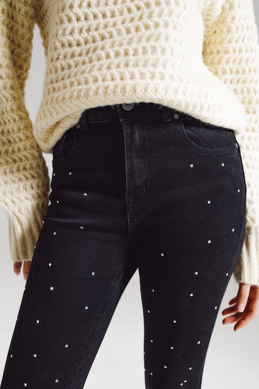 Jeans skinny con Strass Embellecidos en Negro Q2