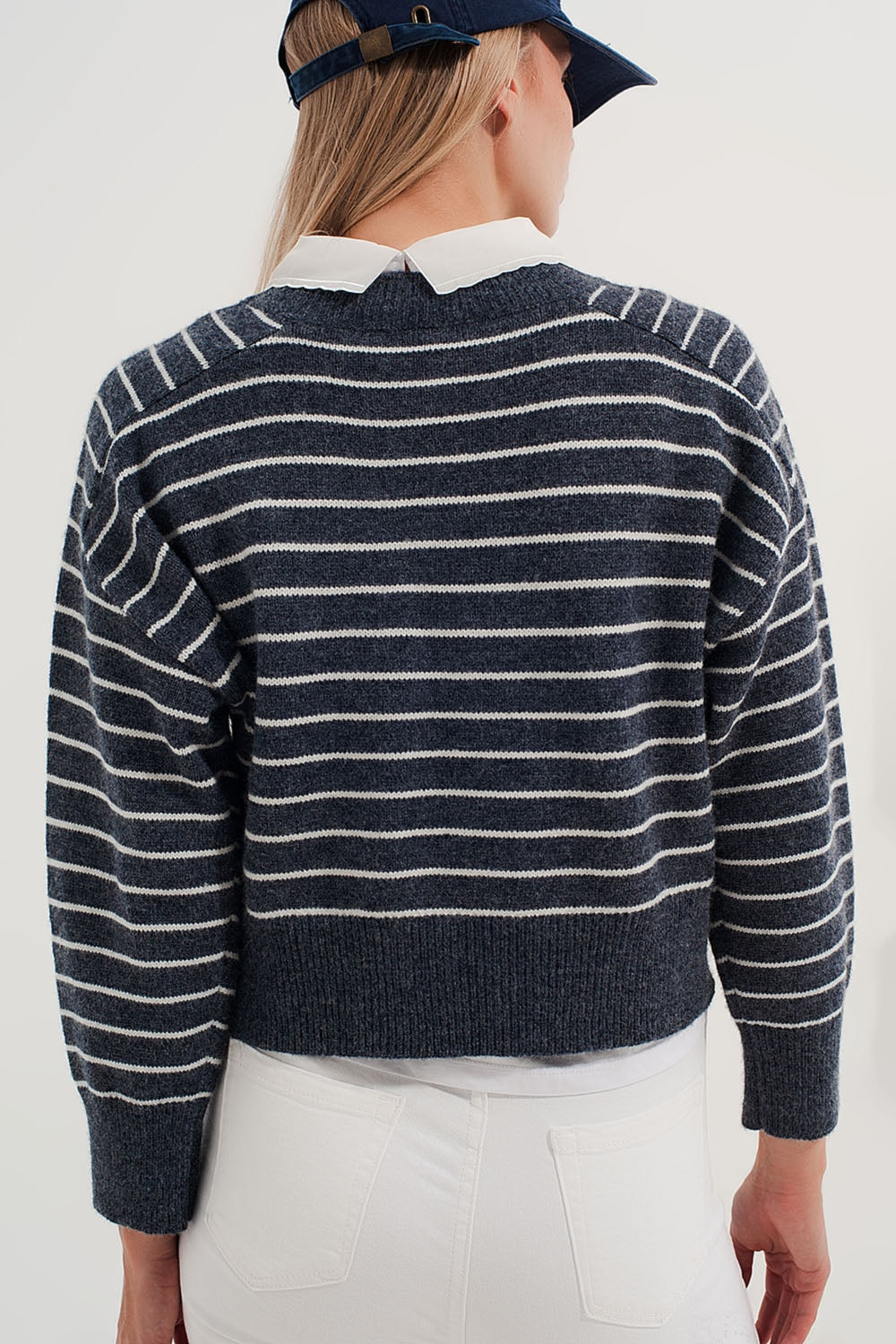 Jersey a rayas blancas y azules cuello redondo Q2