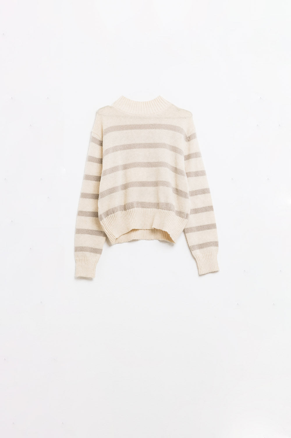 Q2 Jersey a rayas de cuello alto en beige y crema