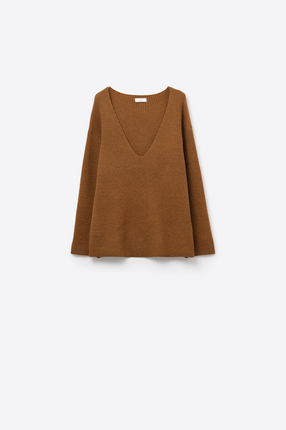 Jersey fino oversize con cuello en V en camel Q2