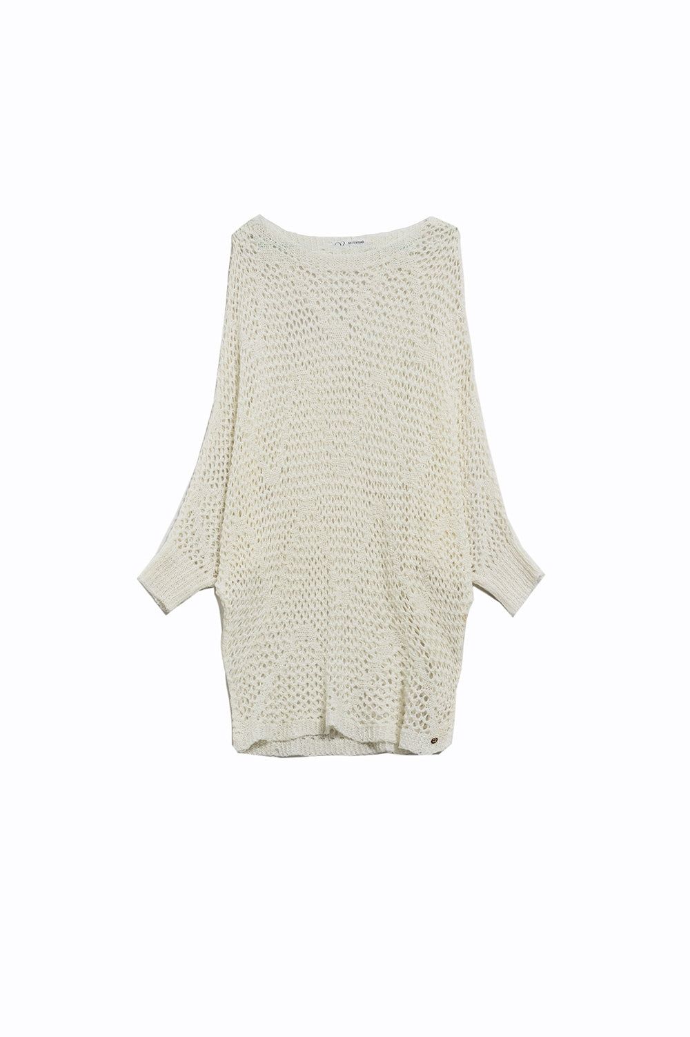 Q2 Jersey largo de ganchillo en color crema con diseño batwing