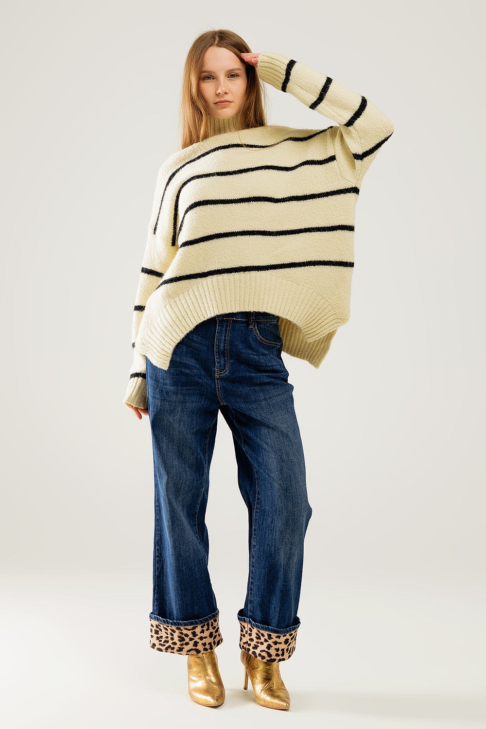 Jersey oversize crema con rayas negras Q2
