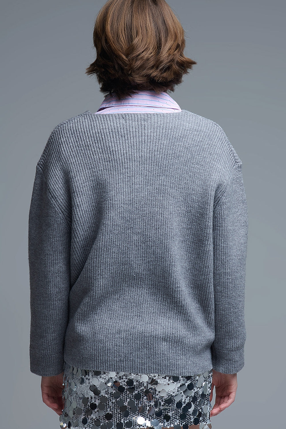 Jersey oversize fino con cuello en V en gris Q2