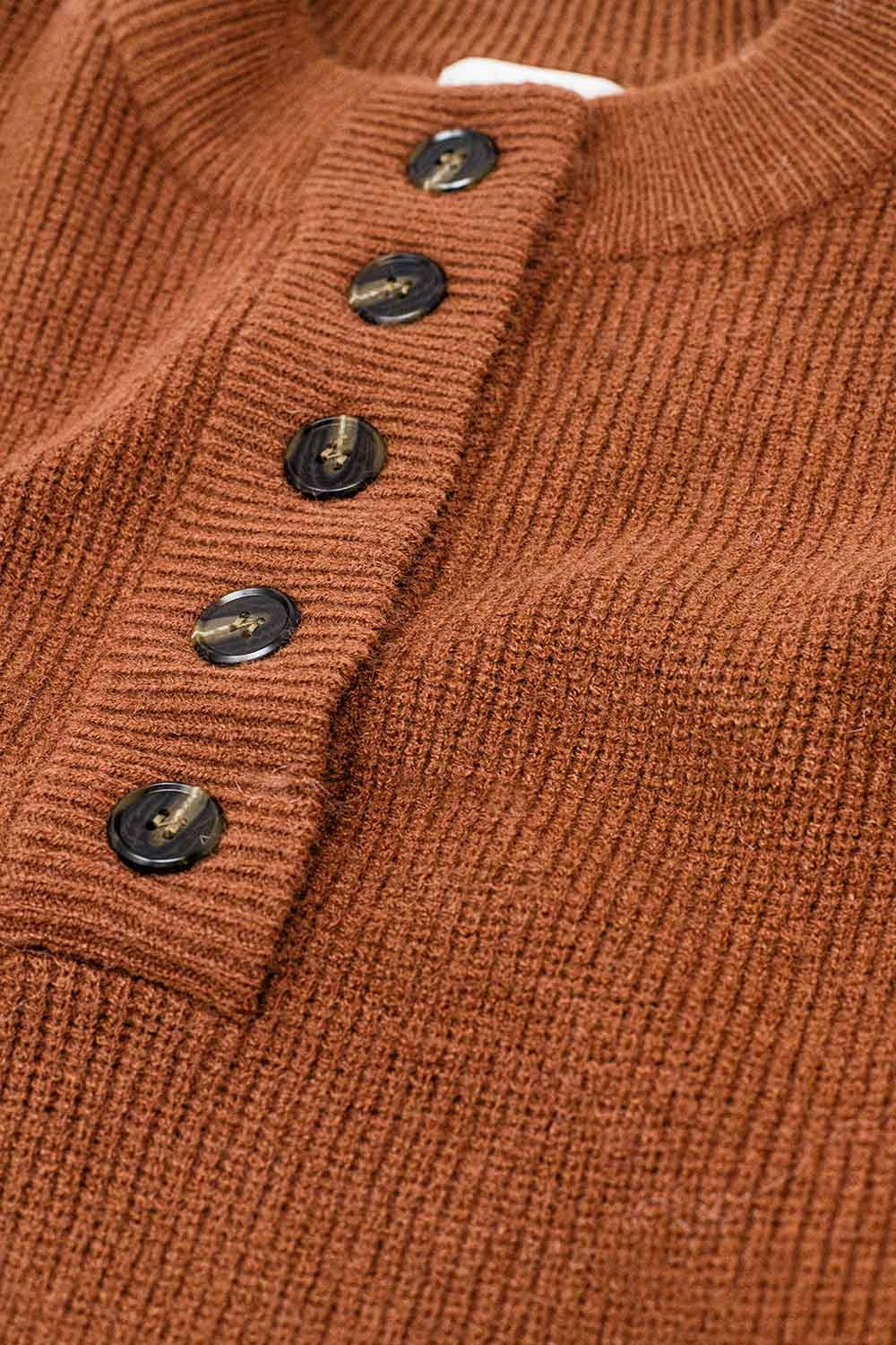 Jersey relajado de medio botón en camel Q2