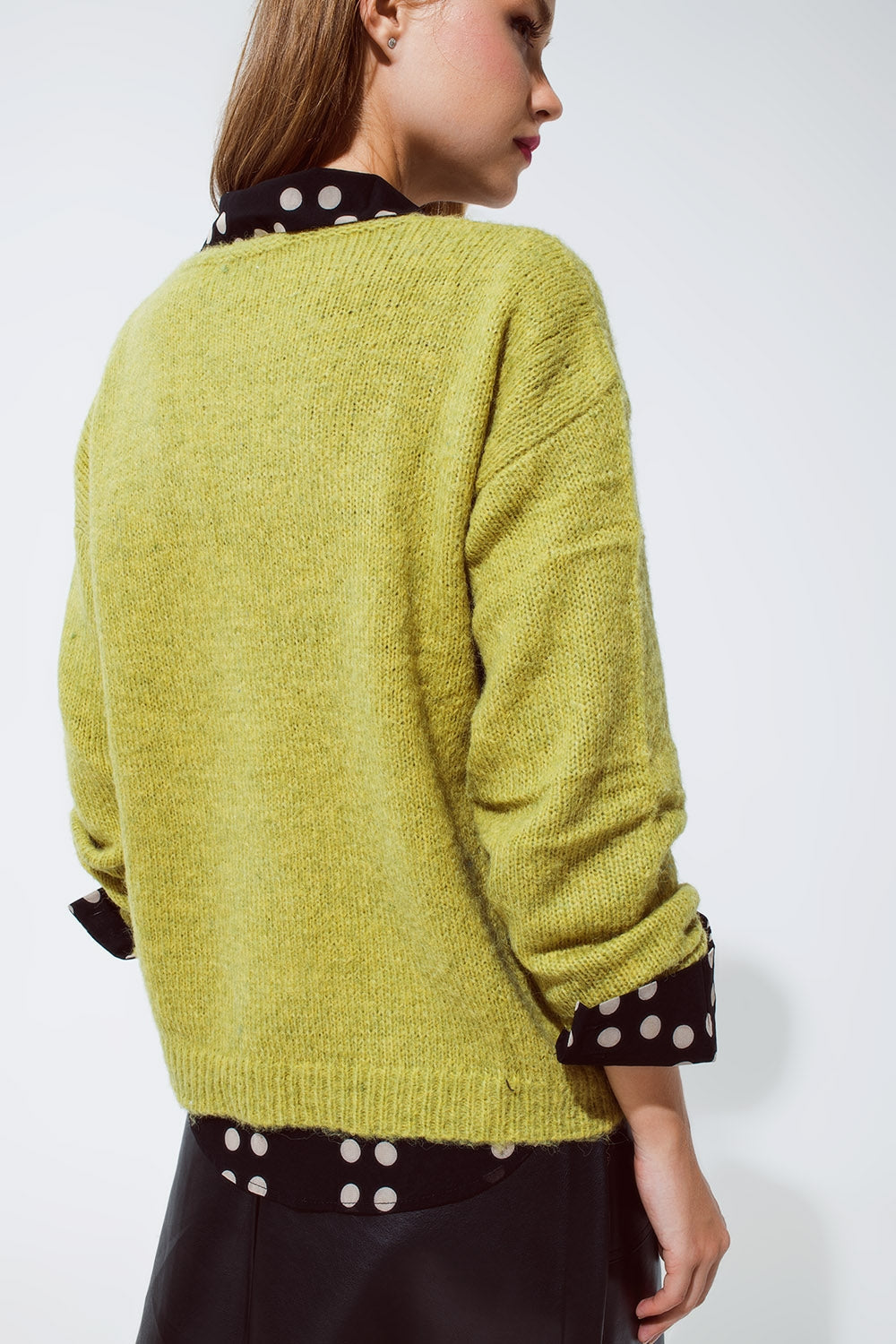 Jersey verde suave con cuello en V Q2