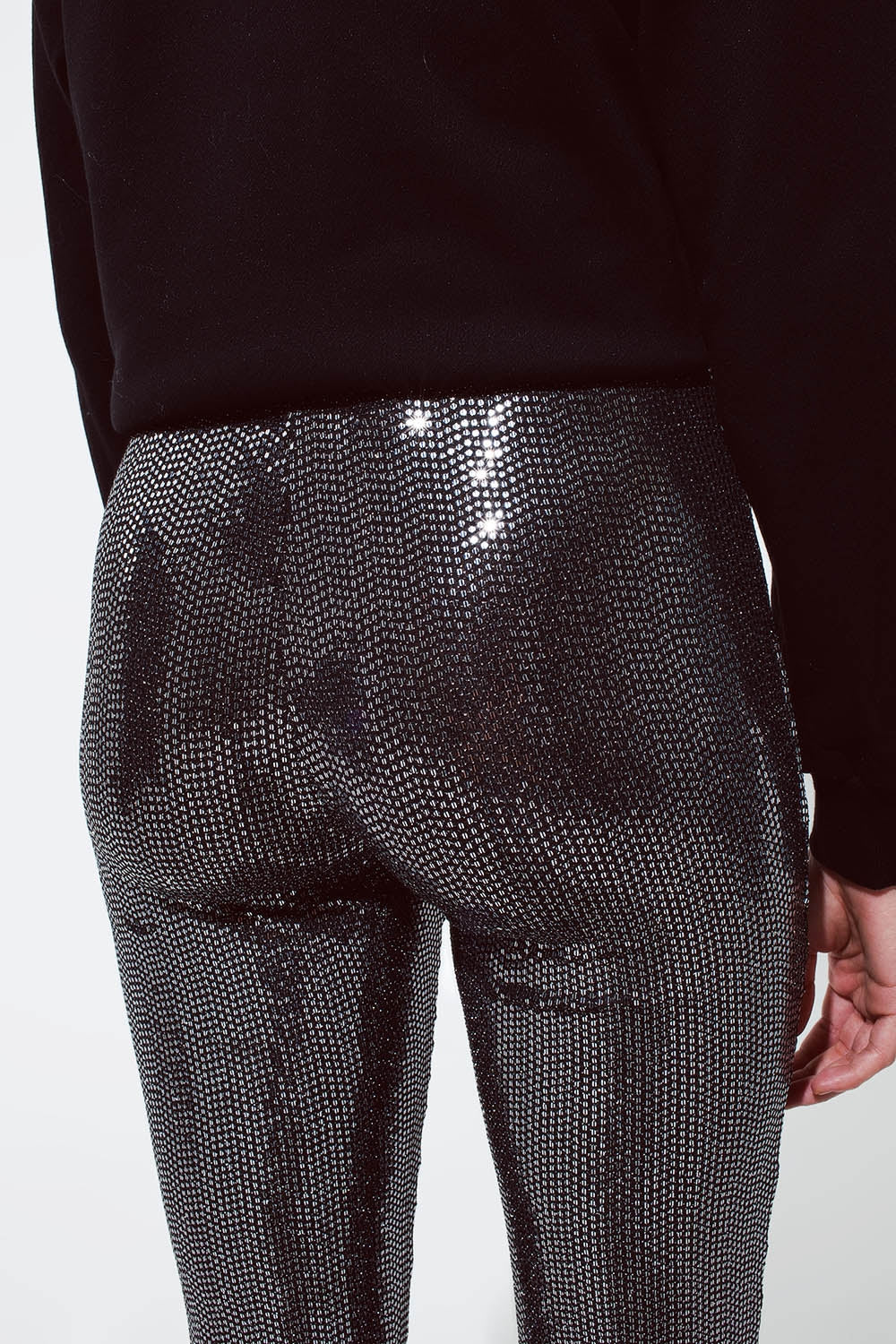 Leggings acampanados de tejido metalizado en plata Q2