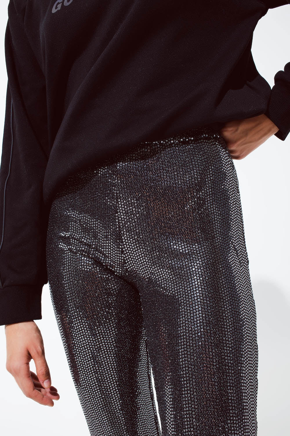 Leggings acampanados de tejido metalizado en plata Q2