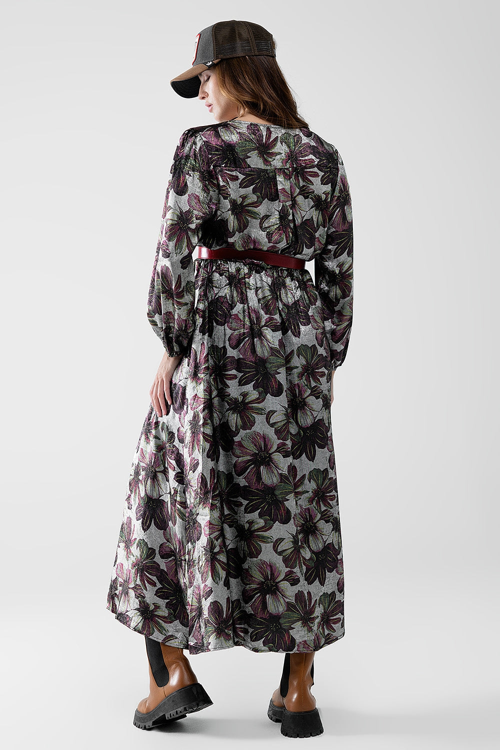 maxi vestido con estampado de flores efecto metalizado Q2