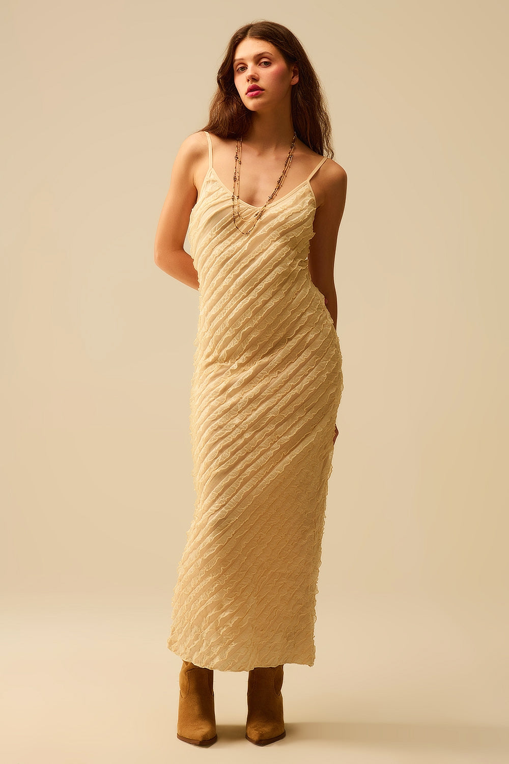Maxi vestido crudo con flecos y tirantes Q2