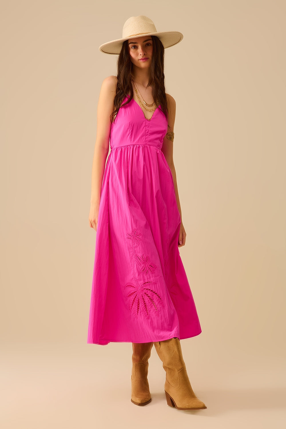 Maxi vestido fucshia con palmeras bordadas Q2