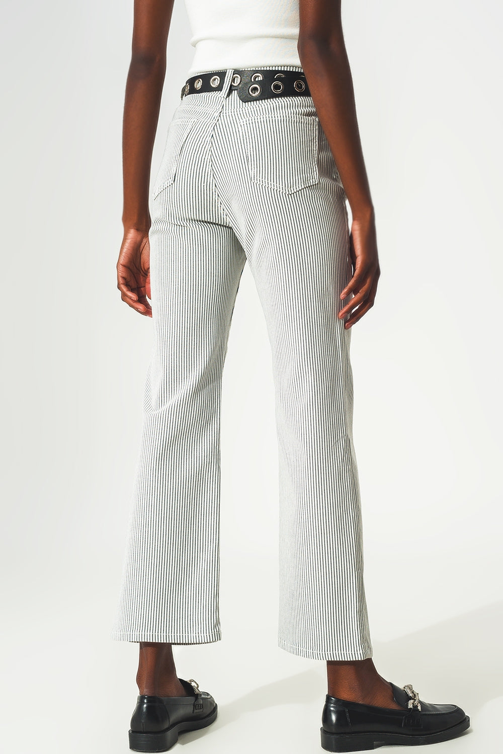 Pantalones acampanados a rayas grises Q2