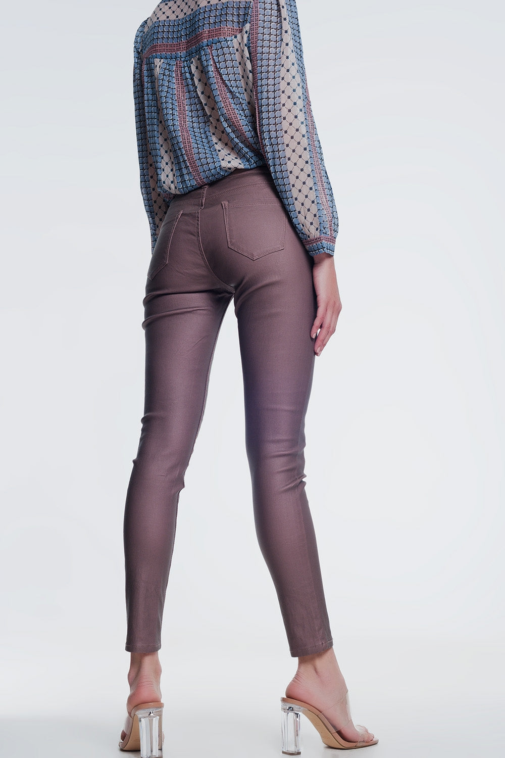Pantalones ajustados de talle alto en rosa Q2