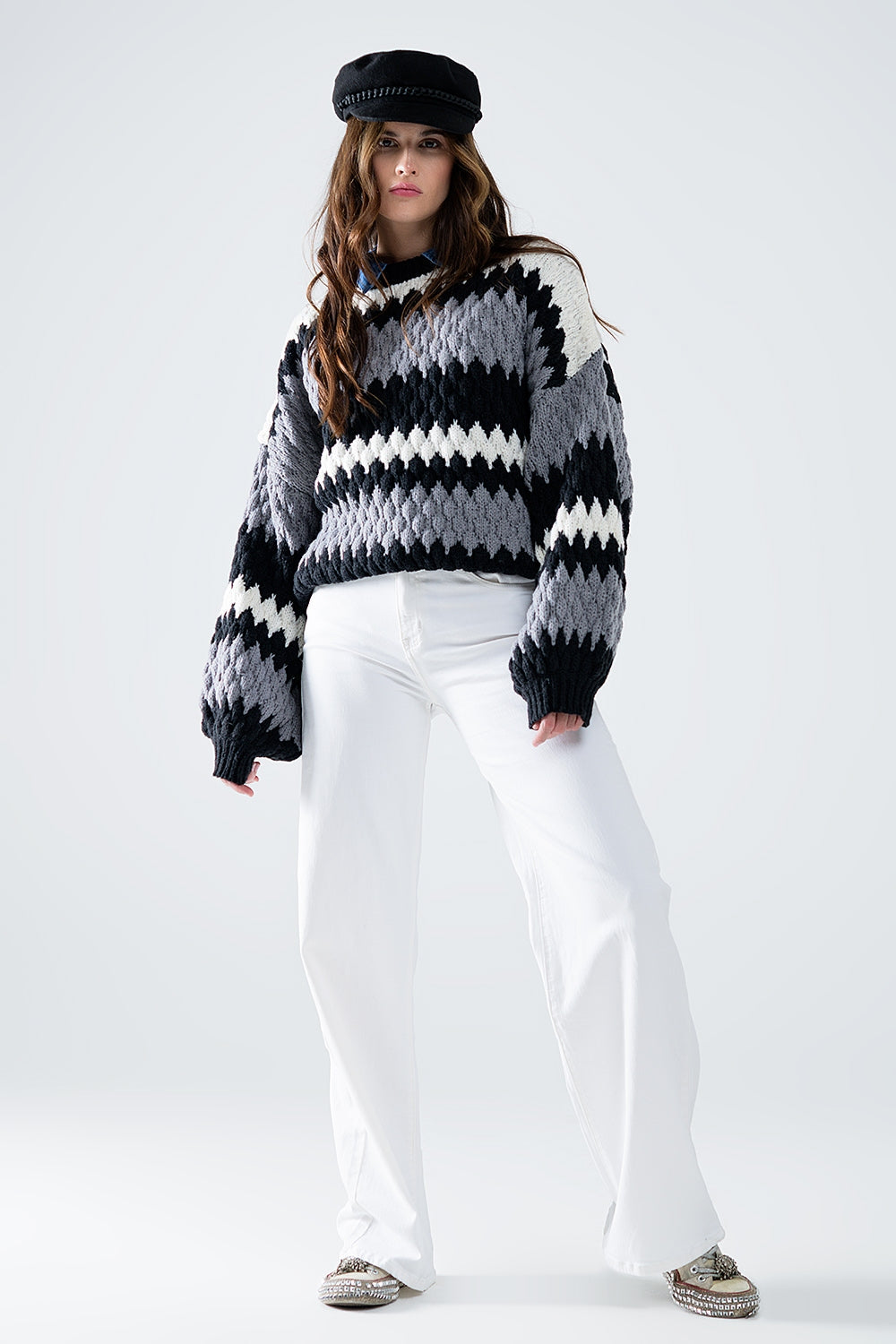 Pantalones blancos de pierna ancha y tiro alto Q2